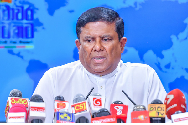 மகிந்தவின் மகன்களுக்கு வஜிர விடுத்த விசேட அழைப்பு | Vajira Called Namal Yoshitha For An Event
