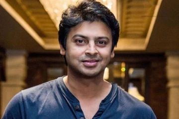 நடிகர் ஸ்ரீகாந்திற்கு இவ்வளவு பெரிய மகன்-மகள் இருக்கிறார்களா?- இதுவரை நாம் பார்த்திராத புகைப்படம்