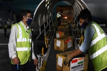 இந்தோனேசியாவின் 200 ஆக்சிஜன் செறிவூட்டல்கள் இந்தியா வந்தடைந்தது