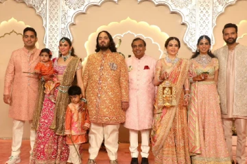 இந்திய மக்களவையில் எதிரொலித்த அம்பானி வீட்டு திருமணம்! கடும் வாக்குவாதத்தில் அரசியல் கட்சிகள்