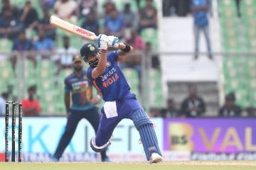 ருத்ரதாண்டவம் ஆடிய விராட் கோலி – அதிர்ந்து போன இலங்கை வீரர்கள்