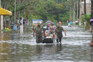 பிரேசிலில் இடைவிடாது கொட்டித்தீர்த்த கனமழை - 7 பேர் உயிரிழப்பு