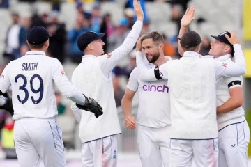 இலங்கை அணிக்கு எதிராக வலுவான நிலையில் இங்கிலாந்து