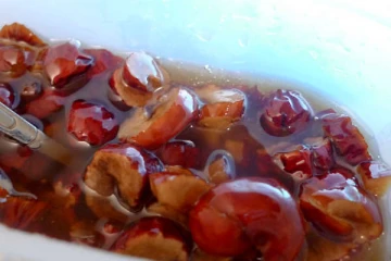 தேனில் ஊற வைத்த பேரிச்சம்பழம்! சாப்பிடுவதால் கிடைக்கும் நன்மைகள் என்ன தெரியுமா?