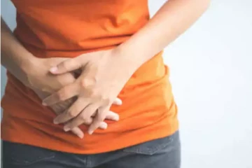 மாதவிடாய் காலத்தில் அரிப்பு, துர்நாற்றம் பிரச்சினையால் பாதிக்கப்படுகிறீர்களா? இது உங்களுக்கான டிப்ஸ்!