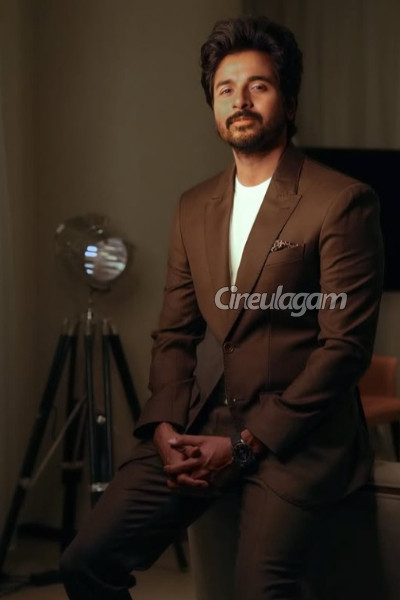 தனது மனைவி பிறந்தநாளுக்கு கியூட் பதிவு போட்ட சிவகார்த்திகேயன்... போட்டோவுடன் இதோ | Sivakarthikeyan Latest Post For His Wife