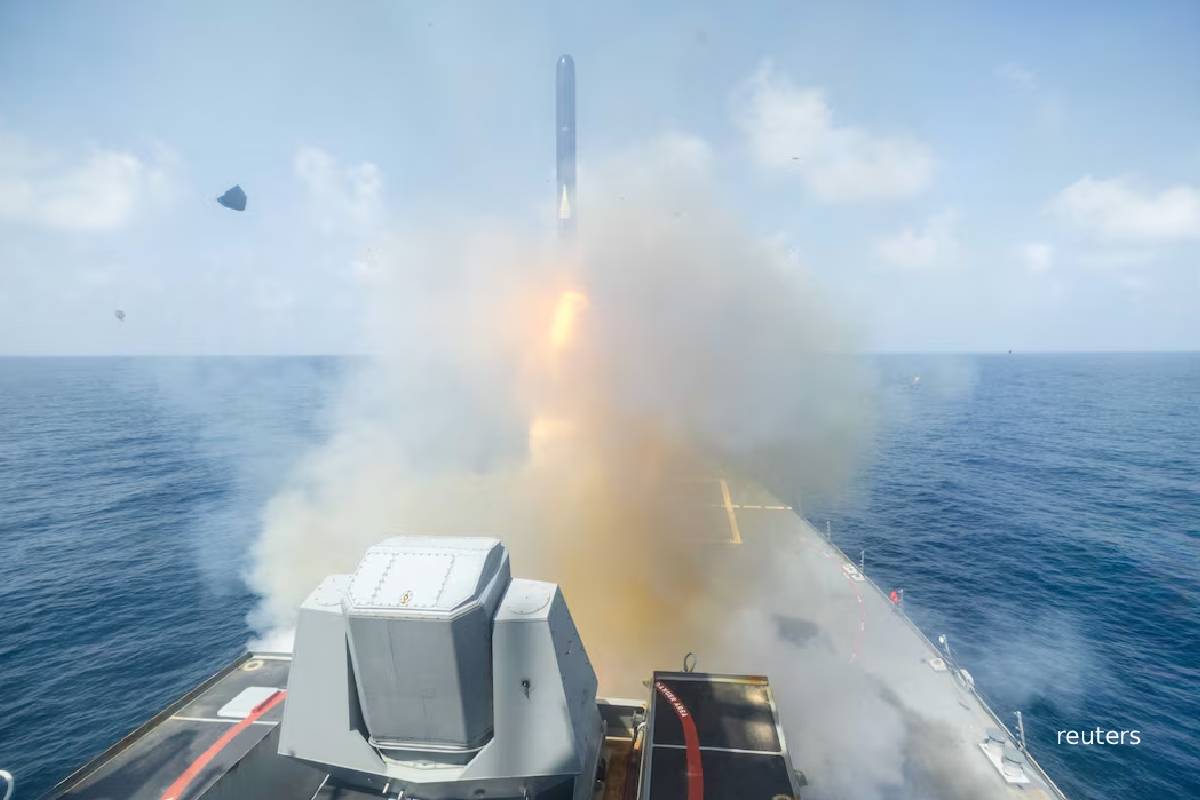 ட்ரம்பின் மிரட்டல்... துபாய், தோஹா மீது மீண்டும் தாக்குதலைத் தொடங்கிய ஈரான் | Dubai Doha Report Explosions