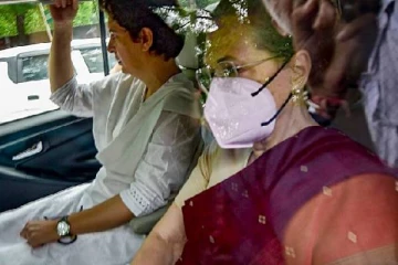 மருத்துவ பரிசோதனைக்காக வெளிநாடு செல்கிறார் காங்கிரஸ் தலைவர் சோனியா காந்தி