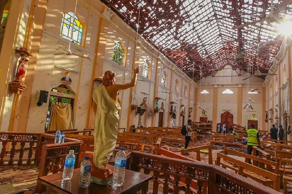 உயிர்த்த ஞாயிறு தாக்குதல் : மேலும் இருவருக்கு 10 ஆண்டுகள் கடூழிய சிறைத்தண்டனை | 10 Years Rigorous Imprisonment For Zahran Friends உயிர்த்த ஞாயிறு தாக்குதல் : மேலும் இருவருக்கு 10 ஆண்டுகள் கடூழிய சிறைத்தண்டனை | 10 Years Rigorous Imprisonment For Zahran Friends