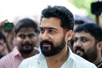 அறிமுக திரைப்படத்திற்காக நடிகர் சூர்யா வைத்து எடுக்கபட்ட போட்டோ ஷூட், எப்படி இருக்கிறார் பாருங்க