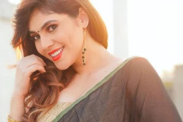 வெறும் துண்டு மட்டும் தான்? நடிகை ஷ்ரின் வெளியிட்ட வீடியோவால் ஷாக்காகும் ரசிகர்கள்..