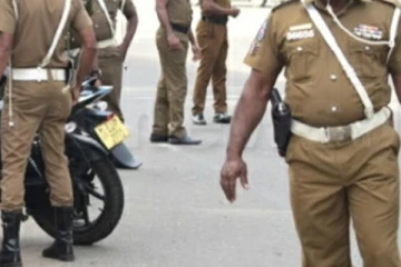 பெற்றதாயின் கழுத்தை வெட்டி கொலை செய்த மகன் கைது