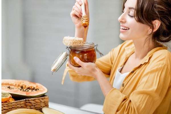 ஆரோக்கிய நன்மைகள் நிரம்பிய தேன் | Honey Is Full Of Health Benefits