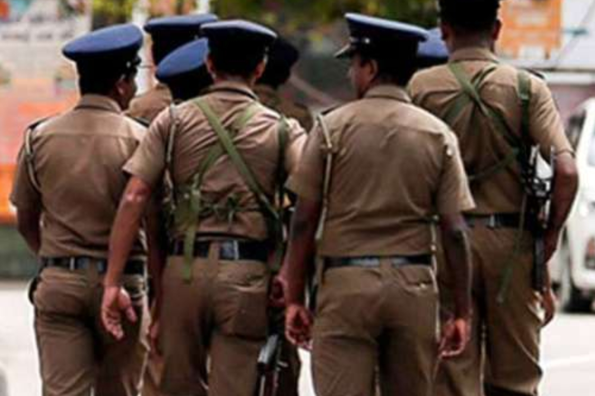 மரத்தில் ஏறியவர் தவறி விழுந்து உயிரிழப்பு! | Man Falls To His Death While Climbing A Tree