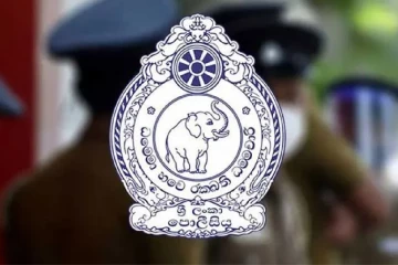 පොලීසියට තියුණු ආයුධයකින් පහර දුන් අපරාධකරුගේ යතුරුපැදිය මාට්ටු