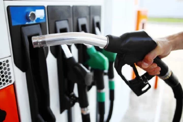 ලංකාවේ ඉන්ධන ගැන කලබලයක් - ඉන්ධන අර්බුදයක් නැති බවට ලංකා ඛනිජ තෙල් නීතිගත සංස්ථාවෙන් දැනුම්දෙයි