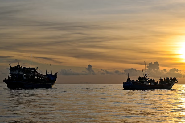 மலேசியா அருகே நூற்றுக்கணக்கான புலம்பெயர்ந்தோருக்கு நேர்ந்த கதி! | Migrants Drowned Who Went By Boat Near Malaysia மலேசியா அருகே நூற்றுக்கணக்கான புலம்பெயர்ந்தோருக்கு நேர்ந்த கதி! | Migrants Drowned Who Went By Boat Near Malaysia