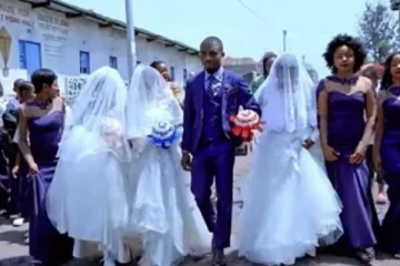 ஒரே மேடையில் 3 பெண்களை திருமணம் செய்து கொண்ட வாலிபர்! வியக்க வைக்கும் காரணம்.. வைரல் புகைப்படம்