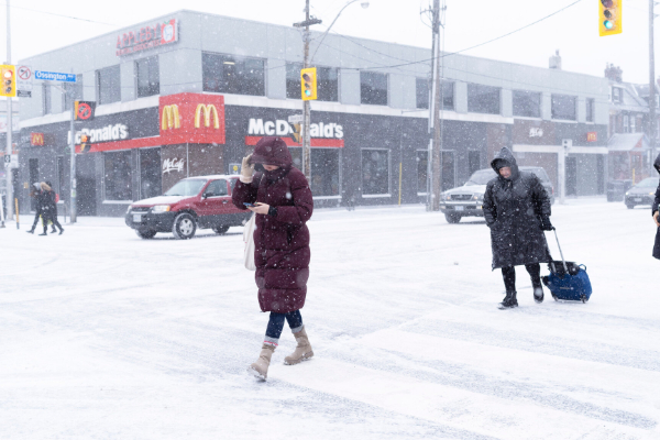 கனேடிய மக்களுக்கு விடுக்கப்பட்டுள்ள எச்சரிக்கை | Canada Flu Season Experts Warn Evolving Strain கனேடிய மக்களுக்கு விடுக்கப்பட்டுள்ள எச்சரிக்கை | Canada Flu Season Experts Warn Evolving Strain