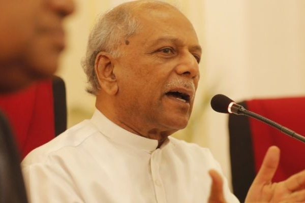 கோட்டாபய எப்போது நாடு திரும்புவார் என்று எனக்கு தெரியாது: தினேஷ் குணவர்த்தன | Gotabaya Visit Srilanka Dinesh Gunawardena கோட்டாபய எப்போது நாடு திரும்புவார் என்று எனக்கு தெரியாது: தினேஷ் குணவர்த்தன | Gotabaya Visit Srilanka Dinesh Gunawardena