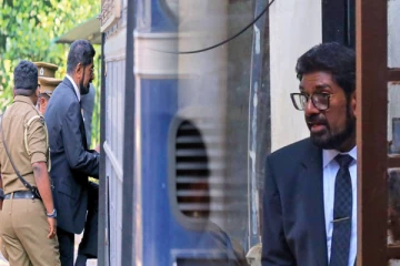 கெஹெலிய உள்ளிட்ட 9 பேருக்கு எதிராக நீதிமன்றம் பிறப்பித்துள்ள உத்தரவு