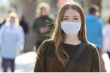 பிரித்தானியாவில் தொடர்ந்து குறைந்து வரும் கோவிட் தொற்று (Photo)