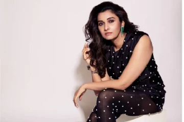 போட்டோஷூட்டில் பிஸியான நடிகை ப்ரியா பவானி.. கலக்கல் லேட்டஸ்ட் ஸ்டில்ஸ்