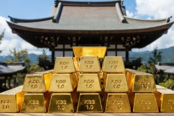 ஜப்பானில் தண்ணீர் குழாயை சரி செய்ய 31 கிலோ தங்கம் வழங்கிய நபர்