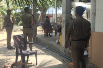 அதிகாலையில் பொலிஸாரால் சுற்றி வளைக்கப்பட்ட வீடு ; இறுதியில் காத்திருந்த அதிர்ச்சி