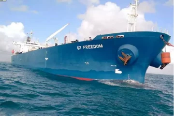 இந்தியா அனுப்பிய 40 ஆயிரம் டன் பெட்ரோல் இலங்கை சென்றது..