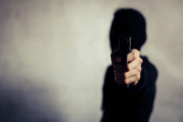 யாழில் வீட்டில் புகுந்த முகமூடி கொள்ளையர்கள் | Masked Robbers Broke Into The House