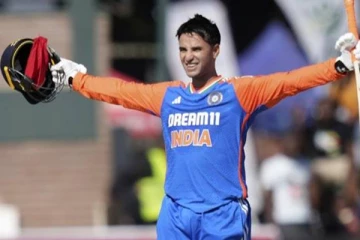 அரை சதம் அடிக்கவில்லை; அணியில் இருந்து நீக்கம் - சிக்கலில் சர்மா!