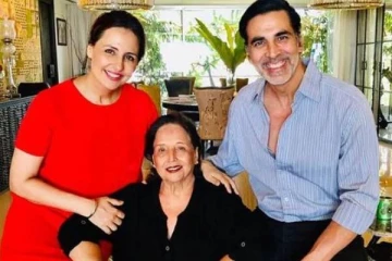 பாலிவுட் நடிகர் அக்ஷய் குமாரின் தாயார் திடீர் மரணம்- சோகத்தில் குடும்பம்