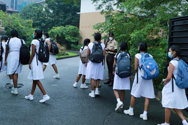 அடுத்த ஆண்டுக்கான பரீட்சைகள் தொடர்பில் கல்வி அமைச்சின் தீர்மானம் | Education Ministry Decision On Exams Sri Lanka