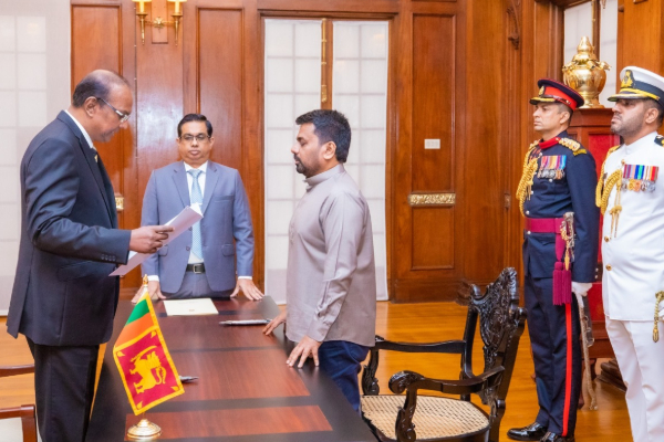 ஜனாதிபதி முன்னிலையில் பதில் பிரதம நீதியரசர் நியமனம் | Appointment Of Acting Chief Justice