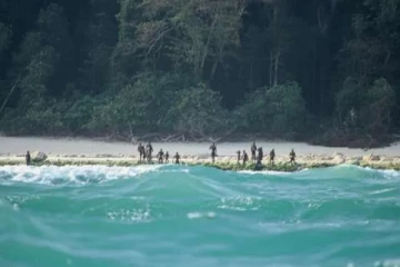 சுற்றுலா சென்ற இந்திய இளம்பெண்ணை சீரழித்த பிரித்தானியர் கைது