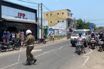 வெளிநாடு செல்லவிருந்த இரு பிள்ளைகளின் தந்தைக்கு வீதியில் நடந்த துயரம்
