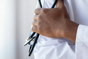 රජයේ වෛද්‍යවරුන් වැඩ වර්ජනයක..