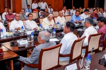 கோட்டாபய தொடர்பில் சபாநாயகர் தலைமையிலான கூட்டத்தில் எடுக்கப்பட்ட முடிவு
