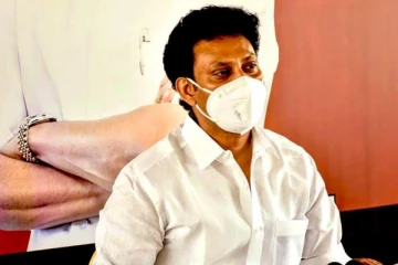 தமிழகத்தில் 12-ம் வகுப்பு பொதுத்தேர்வு ரத்தாகுமா? முதலமைச்சருடன் அமைச்சர் ஆலோசனை..!