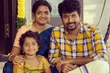 சிவகார்த்திகேயன் மகளா இது, சீமந்த நிகழ்ச்சியில் அழகாக வந்த ஆராதனா- லேட்டஸ்ட் க்ளிக், செம கியூட்