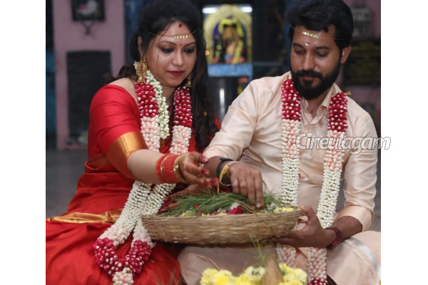 தனது மனைவி ஸ்ருதியுடன் விசாரணைக்கு வந்த மாதம்பட்டி ரங்கராஜ்... ஜாய் கிரிசில்டா செய்த செயல் | Madhampatty Rangaraj Arrives With Wife For Enquiry
