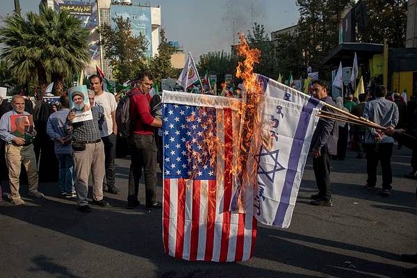 நாடு நிலையாக இருப்பதை அவர்கள் விரும்பவில்லை... அமெரிக்கா, இஸ்ரேலுக்கு எதிராக போர் அறிவித்த ஈரான் | Iran Full Scale War With Us Israel
