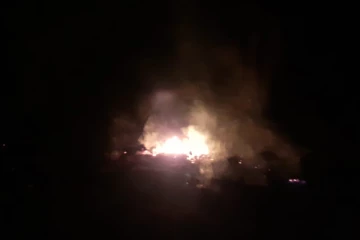 சவுக்கம் காட்டில் திடீர் தீப்பரவல்! மணல்காடு பகுதியில் சம்பவம்