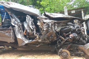 புத்தளத்தில் வீதி விபத்து: ஒருவர் பலி (Photos)