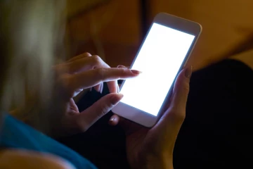 ஸ்மார்ட்போன் பயன்பாட்டை 2 மணி நேரத்திற்கு மட்டுப்படுத்த யோசனை