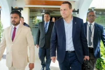 இலங்கை வந்தார் போலந்து அமைச்சர்