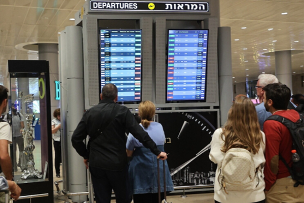 விமானநிலையத்தை இலக்குவைத்து ஹமாஸ் தாக்குதல் | Hamas Attack Targeting Airport