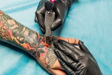 பச்சை குத்தியவர்களுக்கு கடுமையாகும் சட்டம்! விடுக்கப்பட்டுள்ள எச்சரிக்கை