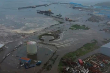 ரஷ்யாவில் 7.4 ரிச்டர் நிலநடுக்கம்; சுனாமி எச்சரிக்கை